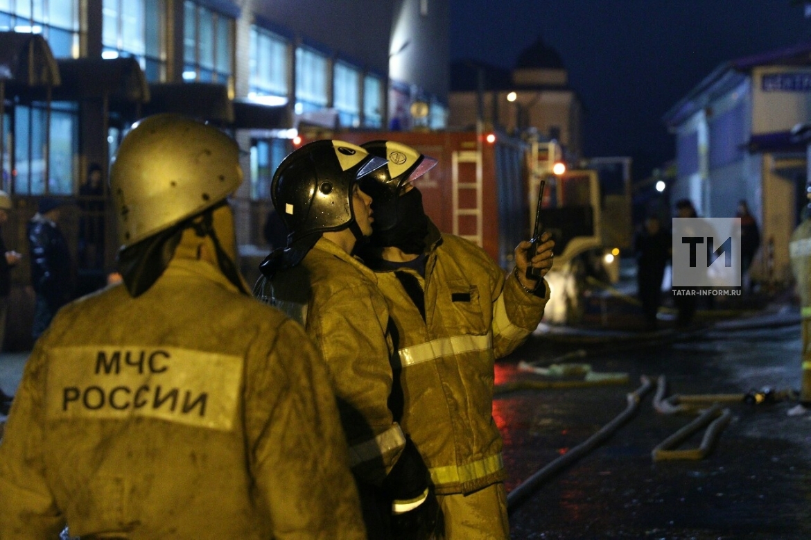 Пожар в районе колхозного рынка в Казани
