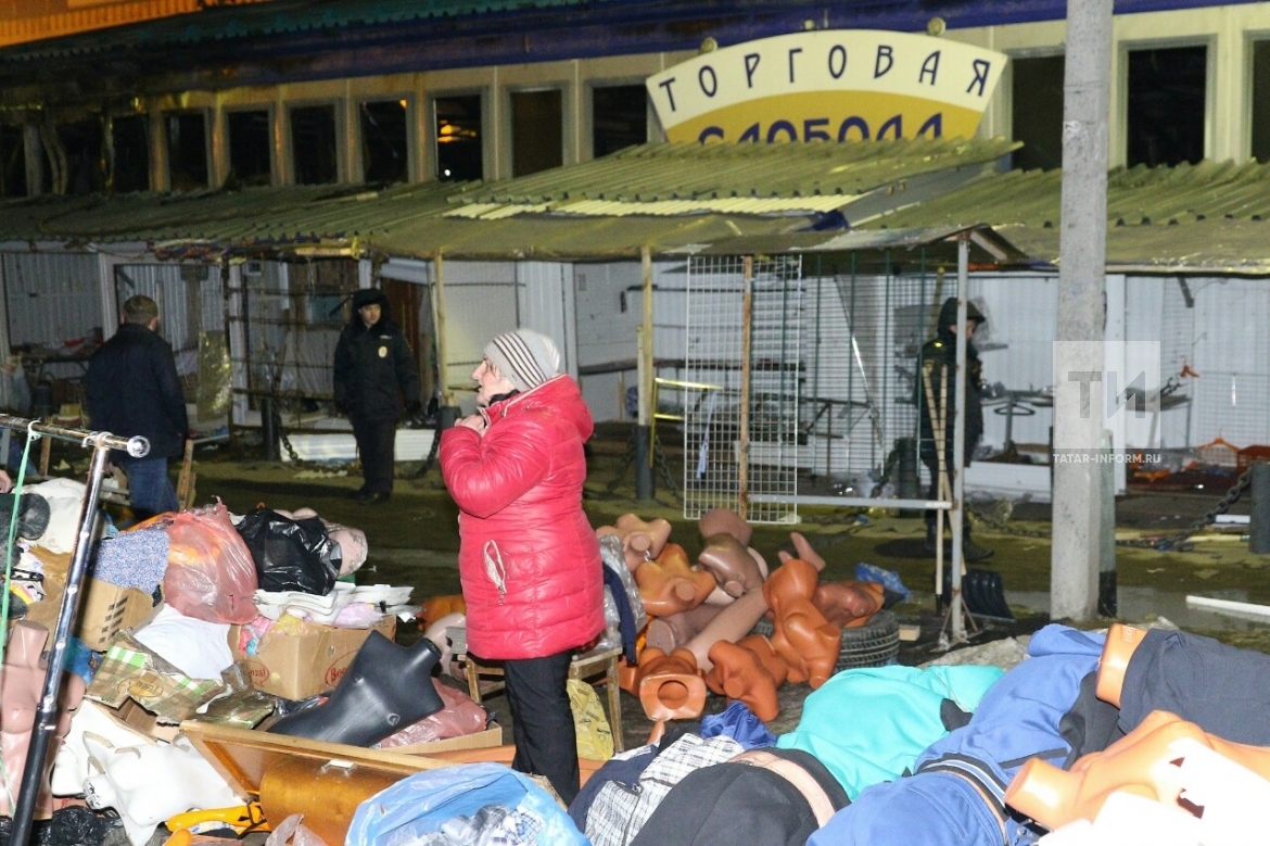 Пожар в районе колхозного рынка в Казани