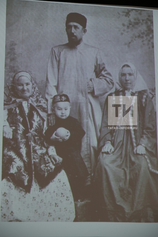 Исторический бранч: татарская семья 100 лет назад и сегодня 