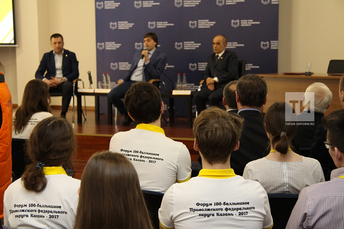 Встреча Сергея Кравцова с общественными наблюдателями из числа студентов