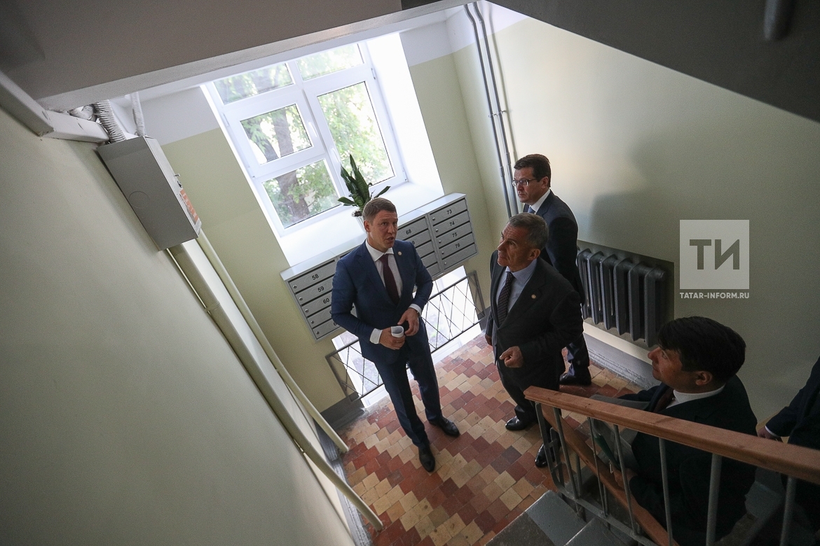 Рустам Минниханов осмотрел дома после капитального ремонта