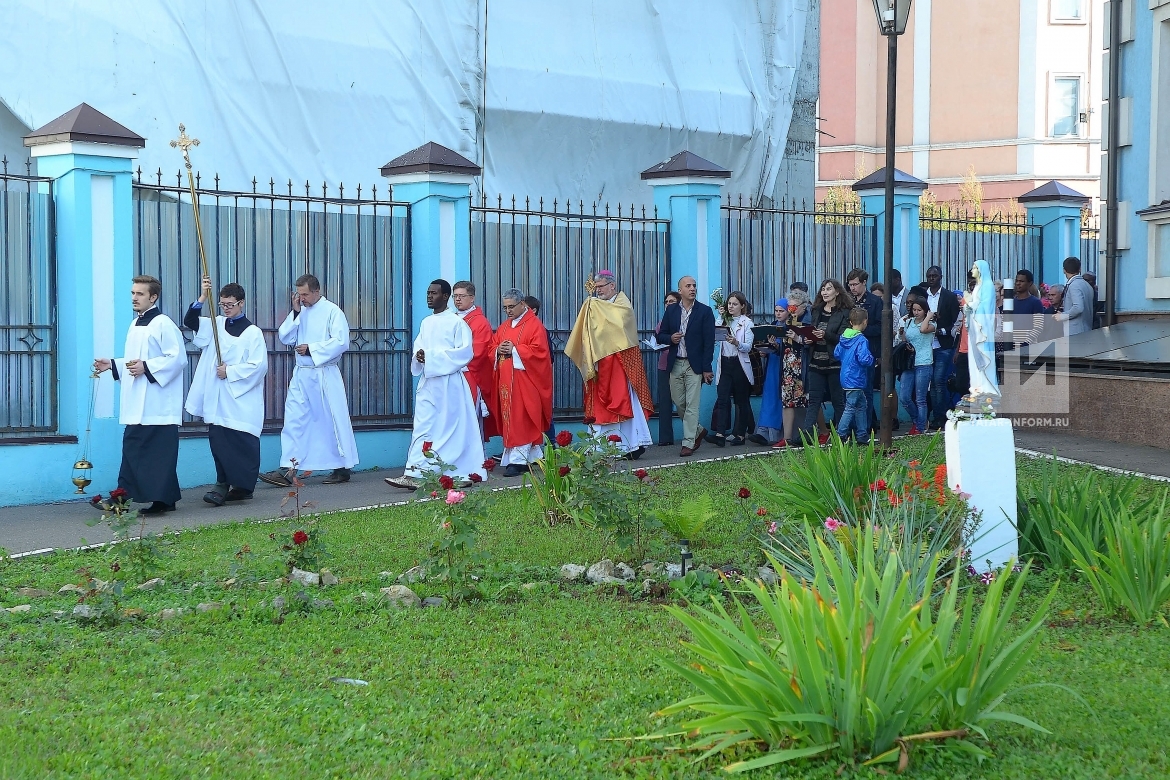 Престольный праздник казанского католического прихода «Воздвижение святого креста»