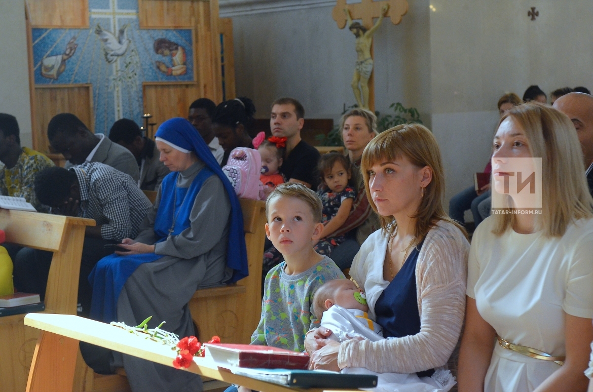 Престольный праздник казанского католического прихода «Воздвижение святого креста»