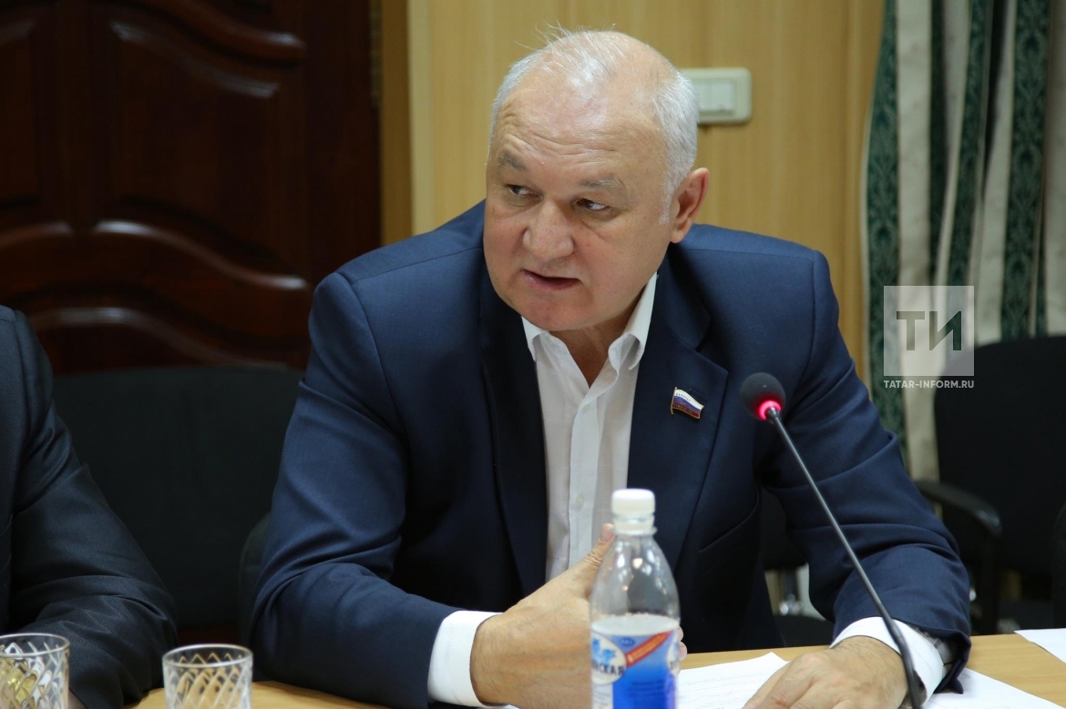 Совещание с участием заместителя Премьер-министра РТ Василя Шайхразиева