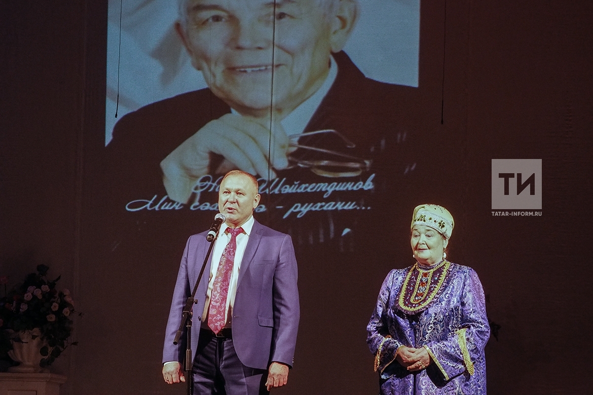 В театре имени К.Тинчурина состоялась презентация книги, посвященной артисту Наилю Шайхутдинову