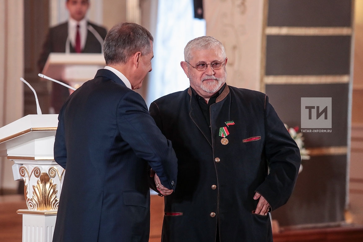  В Казанском Кремле состоялась торжественная церемония вручения государственных наград. 